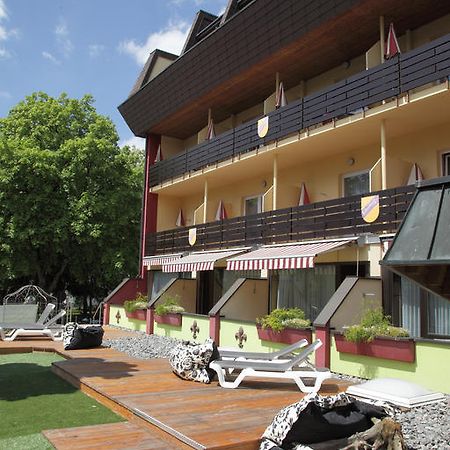 באד דירהיים Waldeck Spa Kur- & Wellness Resort מראה חיצוני תמונה